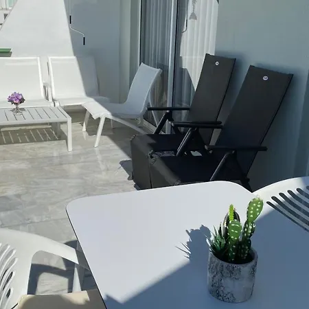 Διαμέρισμα Duke Beach Apartment 2 Bedrooms *